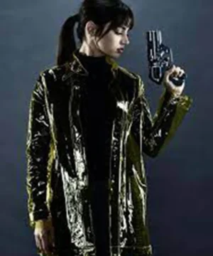 “Blade Runner 2049 Joi jacket in yellow worn by Ana De Armas, premium movie-inspired cosplay fashion.”