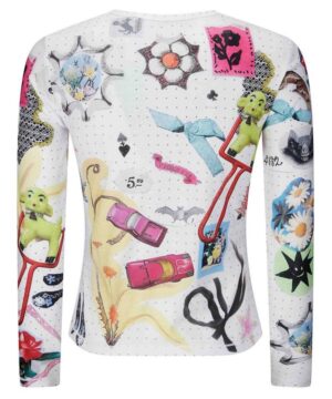 Elsbeth Season 3 graphic tee worn by Carrie Preston trendy everyday fashion T-shirt