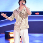 The Voice S29 Aziz Guerra Beige Wiggle Shirt